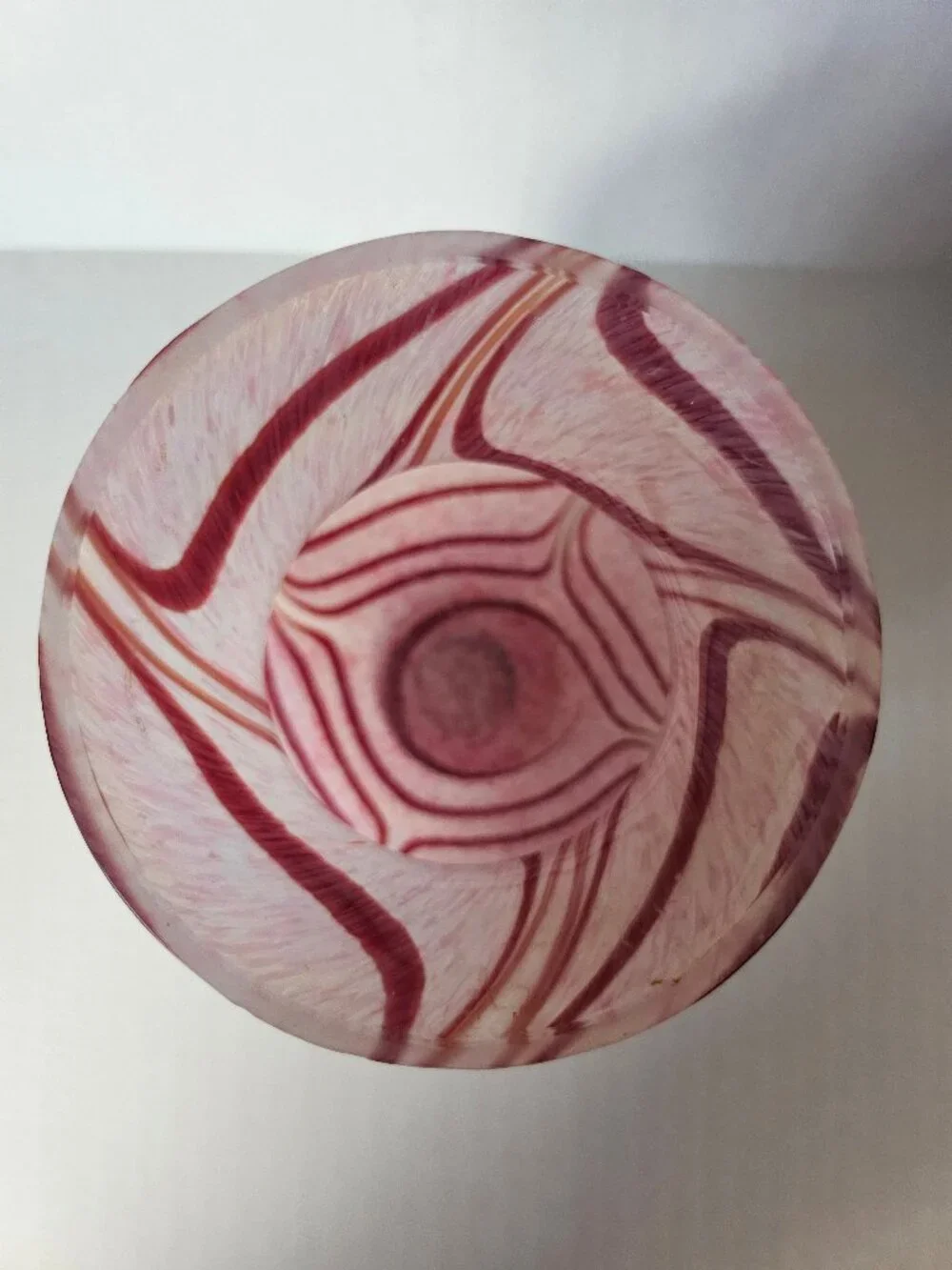 VTG Teleflora Pink Swirl Iridescent Art Glass Vase 5.5 